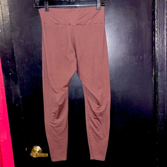 Express super soft leggings. Purple. Sz. Small. - Picture 4 of 10